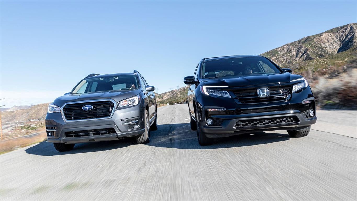 2020-Honda-Pilot-Black-Edition-AWD-vs-2020-Subaru-Ascent-Touring-SUV-comparison-4